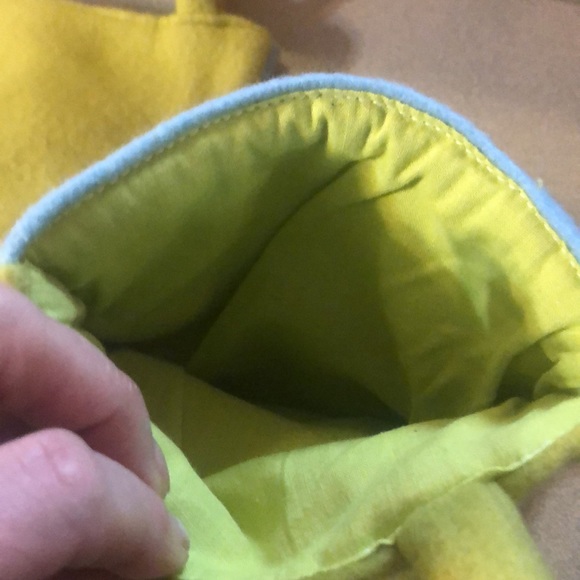 Cute felt dog stockings - Picture 6 of 8